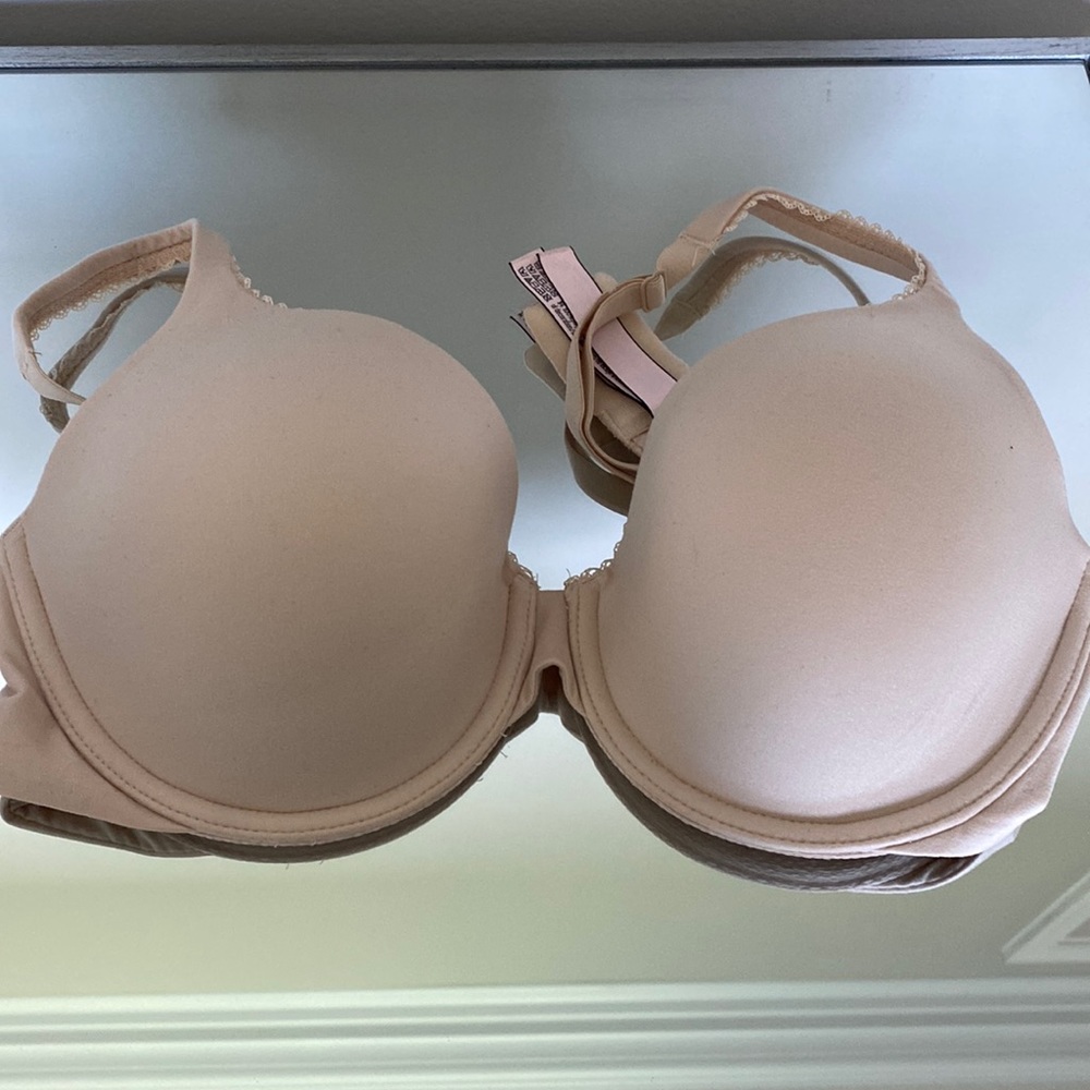 Victoria’s Secret bra